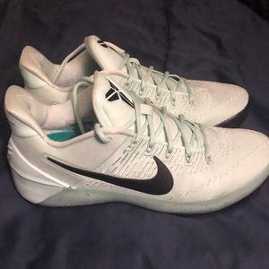 Kobe AD NWOT
